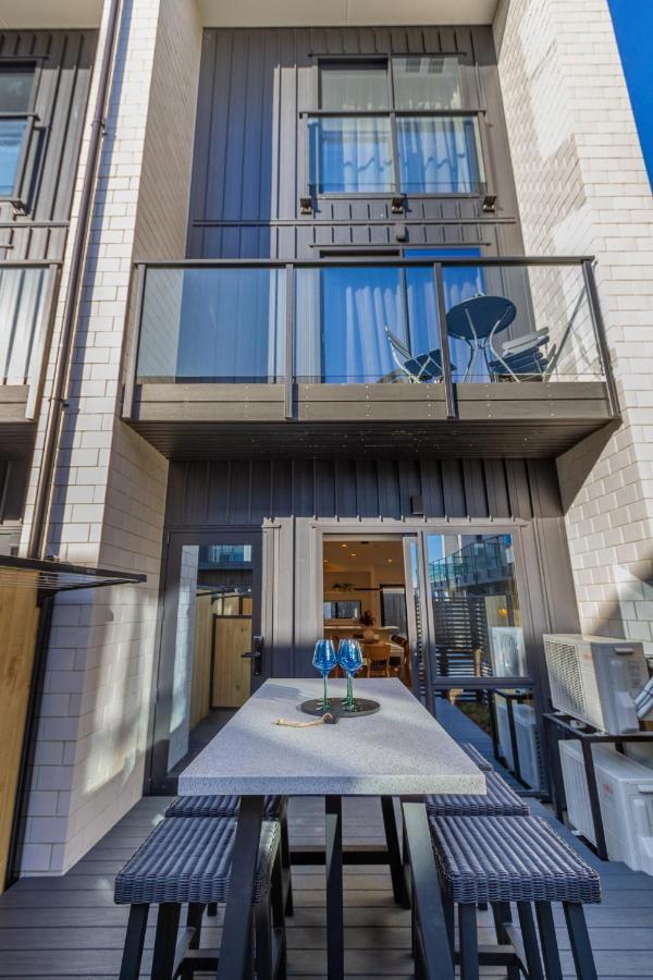 Walk To Riverside Market 4 Bed 4 Bath With Car Park Christchurch Extérieur photo