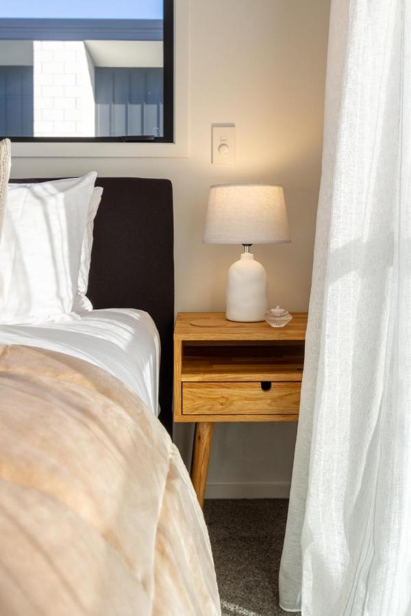 Walk To Riverside Market 4 Bed 4 Bath With Car Park Christchurch Extérieur photo